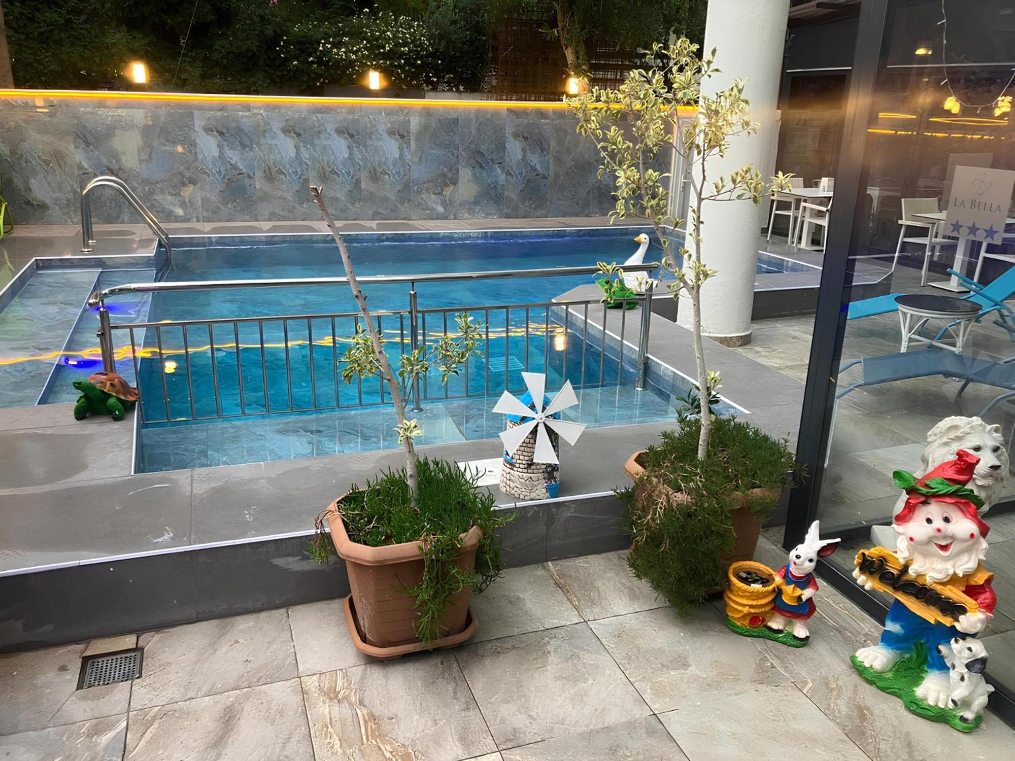 La Bella Suit Otel Kusadasi Bagian luar foto